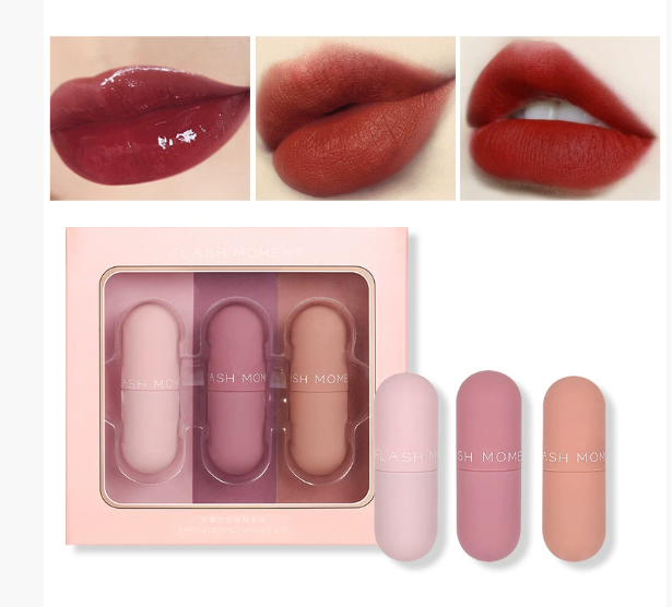 Flash Moment matte lip trio in pink, mauve, and terracotta capsule tubes, shown with corresponding lip swatches.